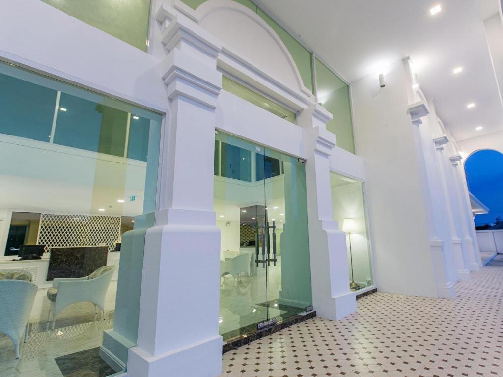 B2 Hua Hin Premier Hotel Экстерьер фото